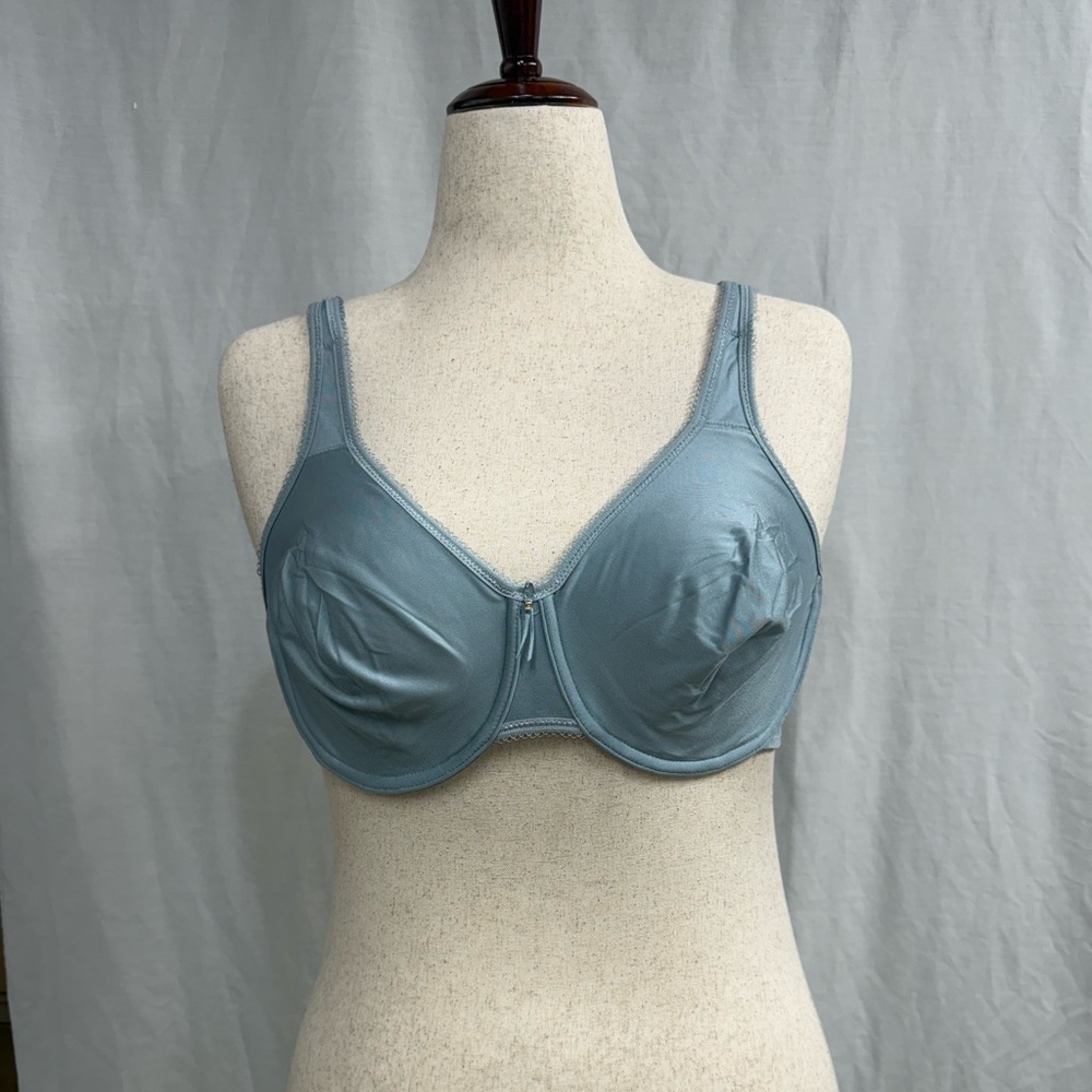 Wacoal Basic Beauty Underwire Bra - image 1